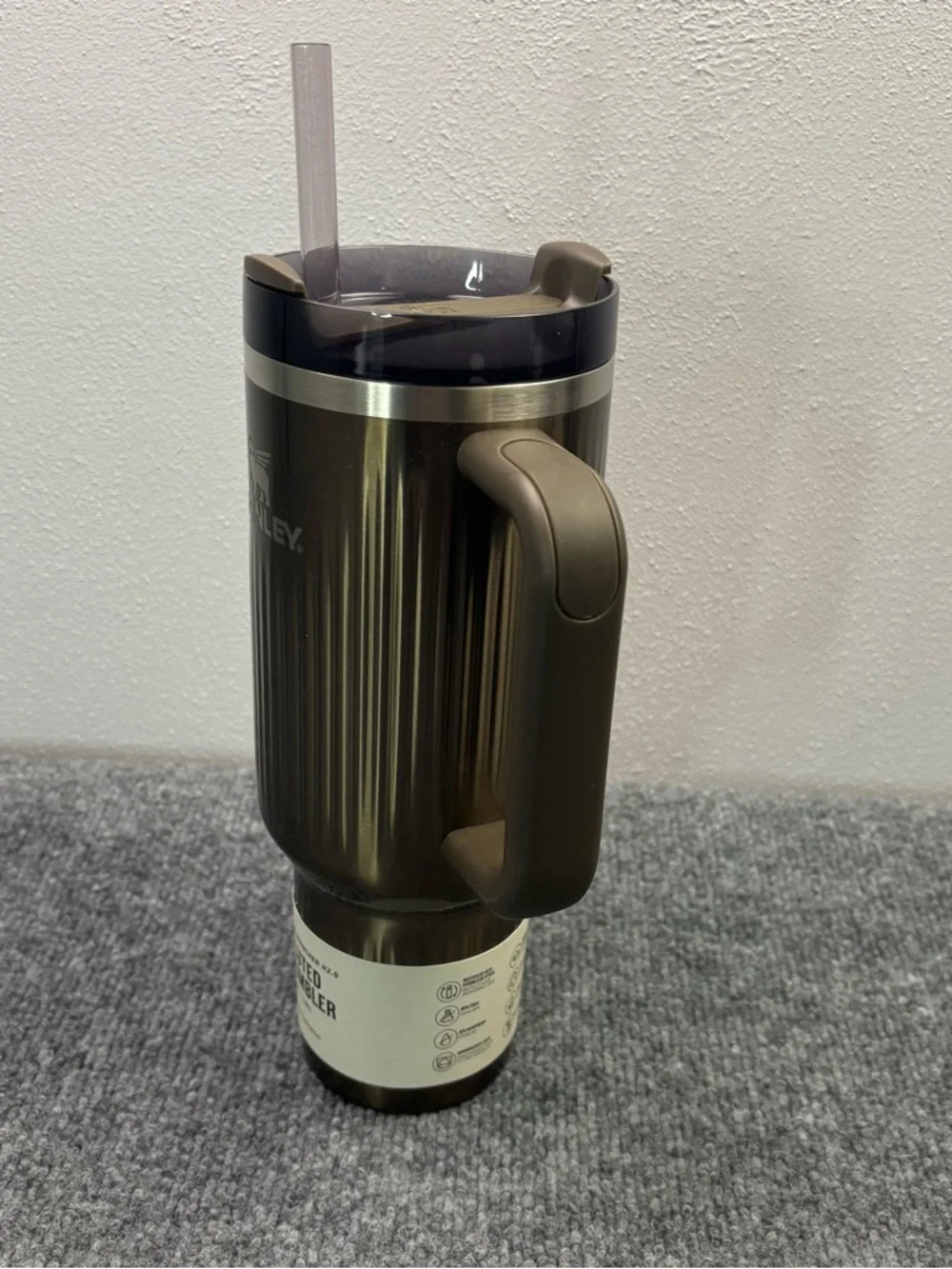 Stanley Metallic Gunmetal Shine H2.0 Quencher Flowstate 40oz Tumbler Limited NEW - Picture 4 of 11